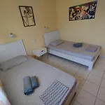 Chrissa's Place - A Unique House With Garden And Bbq