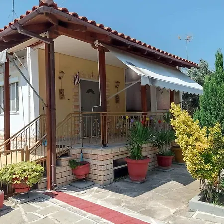 Chrissa's Place - A Unique House With Garden And Bbq Nyaraló
