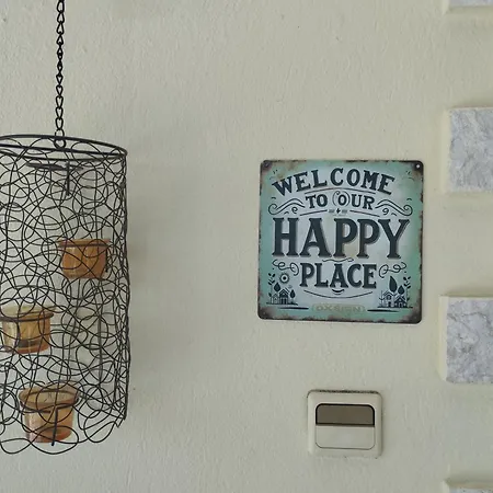 Chrissa's Place - A Unique House With Garden And Bbq בית נופש Orfánion