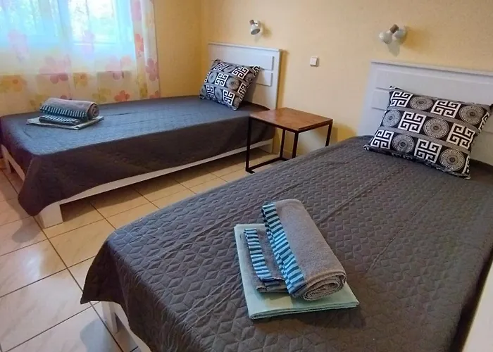 Chrissa's Place - A Unique House With Garden And Bbq Orfánion