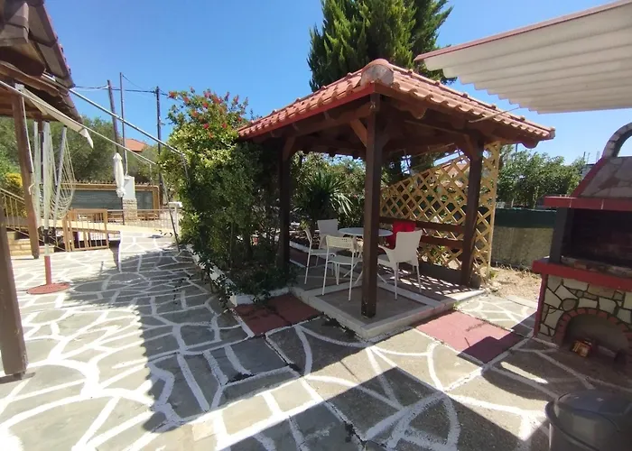 Chrissa's Place - A Unique House With Garden And Bbq 度假居 *